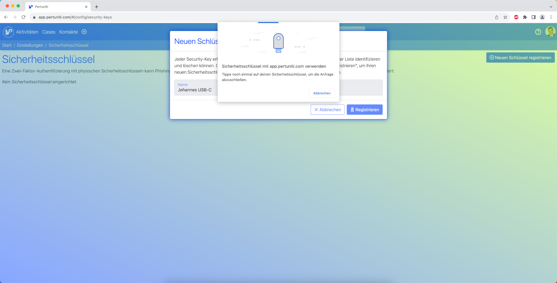 Abschließend müssen Sie den Knopf oder die Kontaktfläche Ihres Sicherheitsschlüssel antippen. Wenn Ihr Sicherheitsschlüssel eine PIN erwartet, werden Sie vorab nach dieser gefragt.